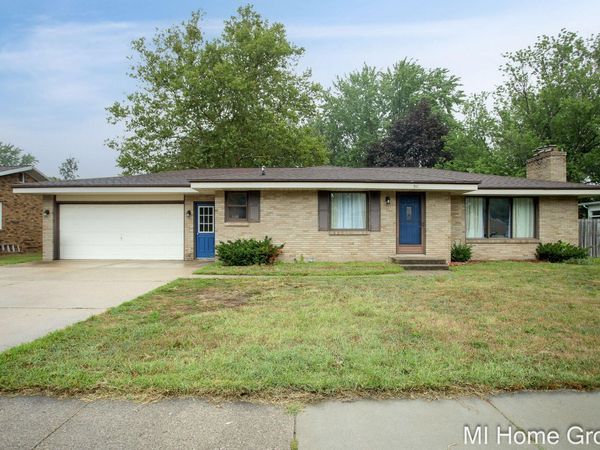 311 W 32nd Street, Holland, MI 49423