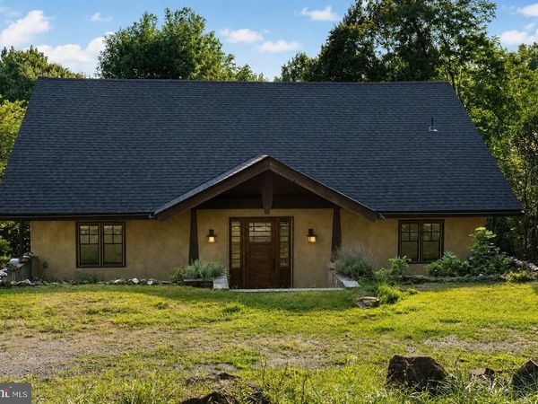 12883 FURNACE MOUNTAIN ROAD, LOVETTSVILLE, VA 20180