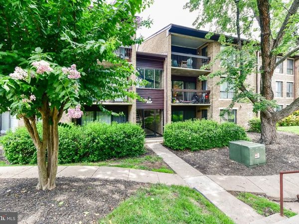 517 FLORIDA AVENUE, Unit T2, HERNDON, VA 20170