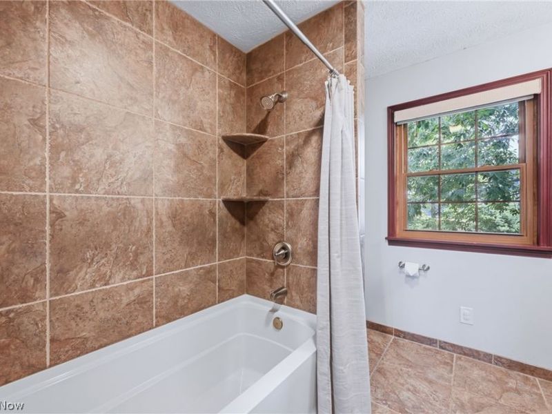 7645 Locust Lane , Poland, OH 44514 Photo 31