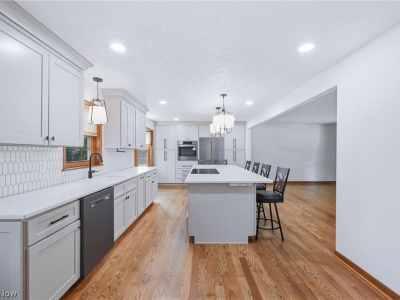7645 Locust Lane , Poland, OH 44514 Photo 4