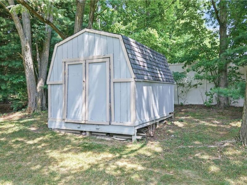 7645 Locust Lane , Poland, OH 44514 Photo 45