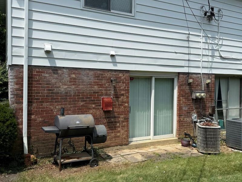 1556 Meredith Drive, Unit 1, Cincinnati, OH 45231 Photo 11
