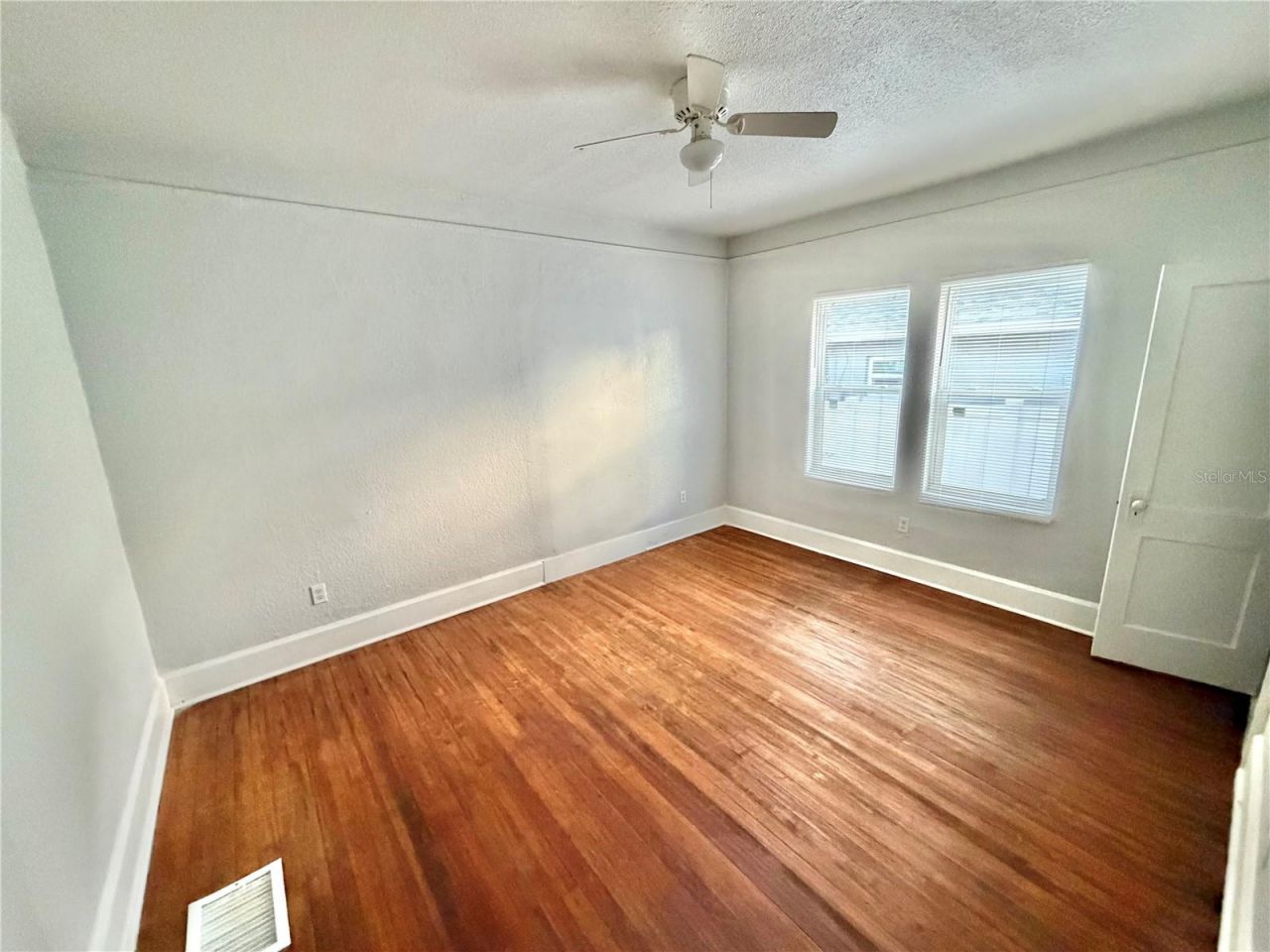 4700 10th Avenue S, Saint Petersburg, FL 33711 Photo