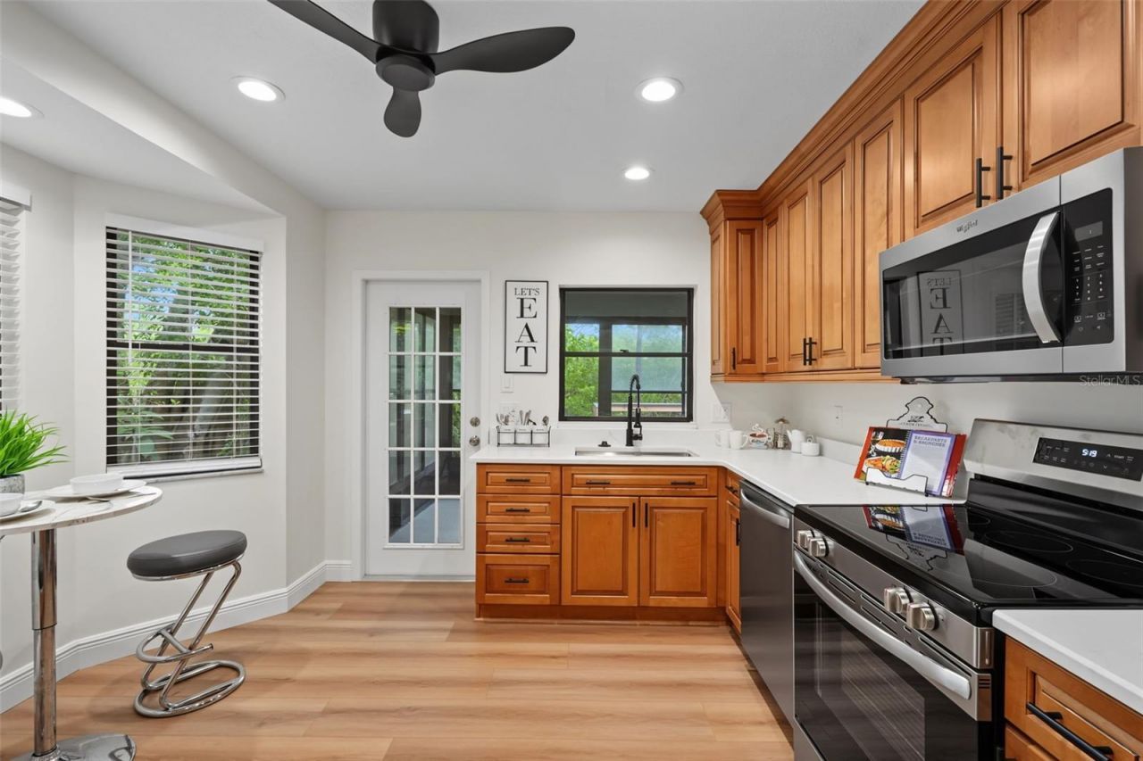 3010 Longbrooke Way, Clearwater, FL 33760 Photo