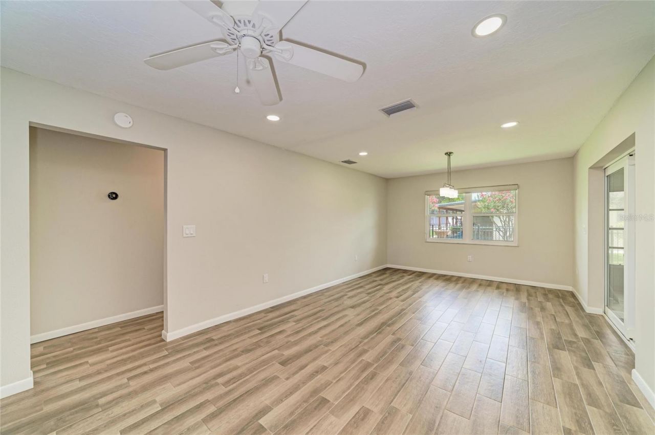2011 37th Street W, Bradenton, FL 34205 Photo