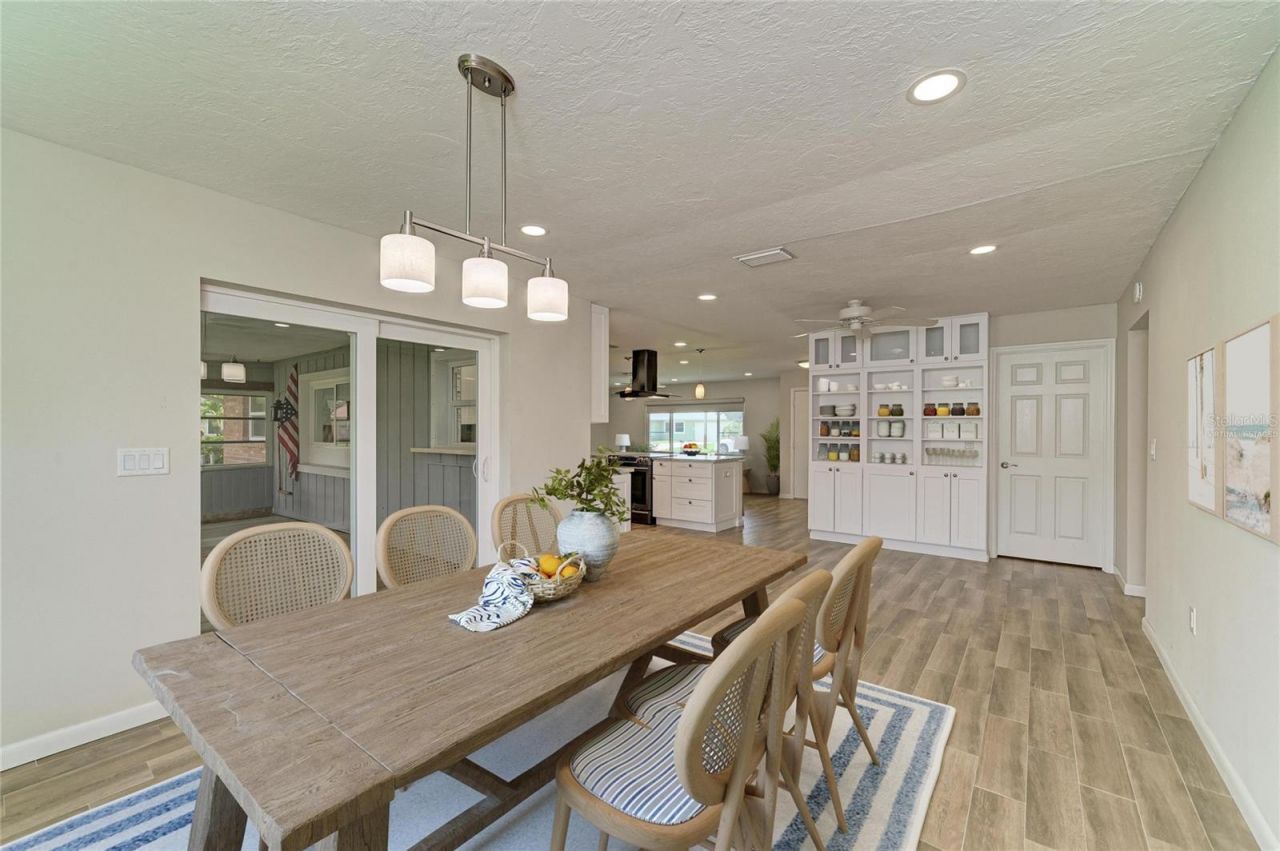 2011 37th Street W, Bradenton, FL 34205 Photo