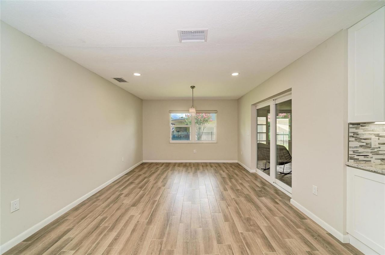 2011 37th Street W, Bradenton, FL 34205 Photo