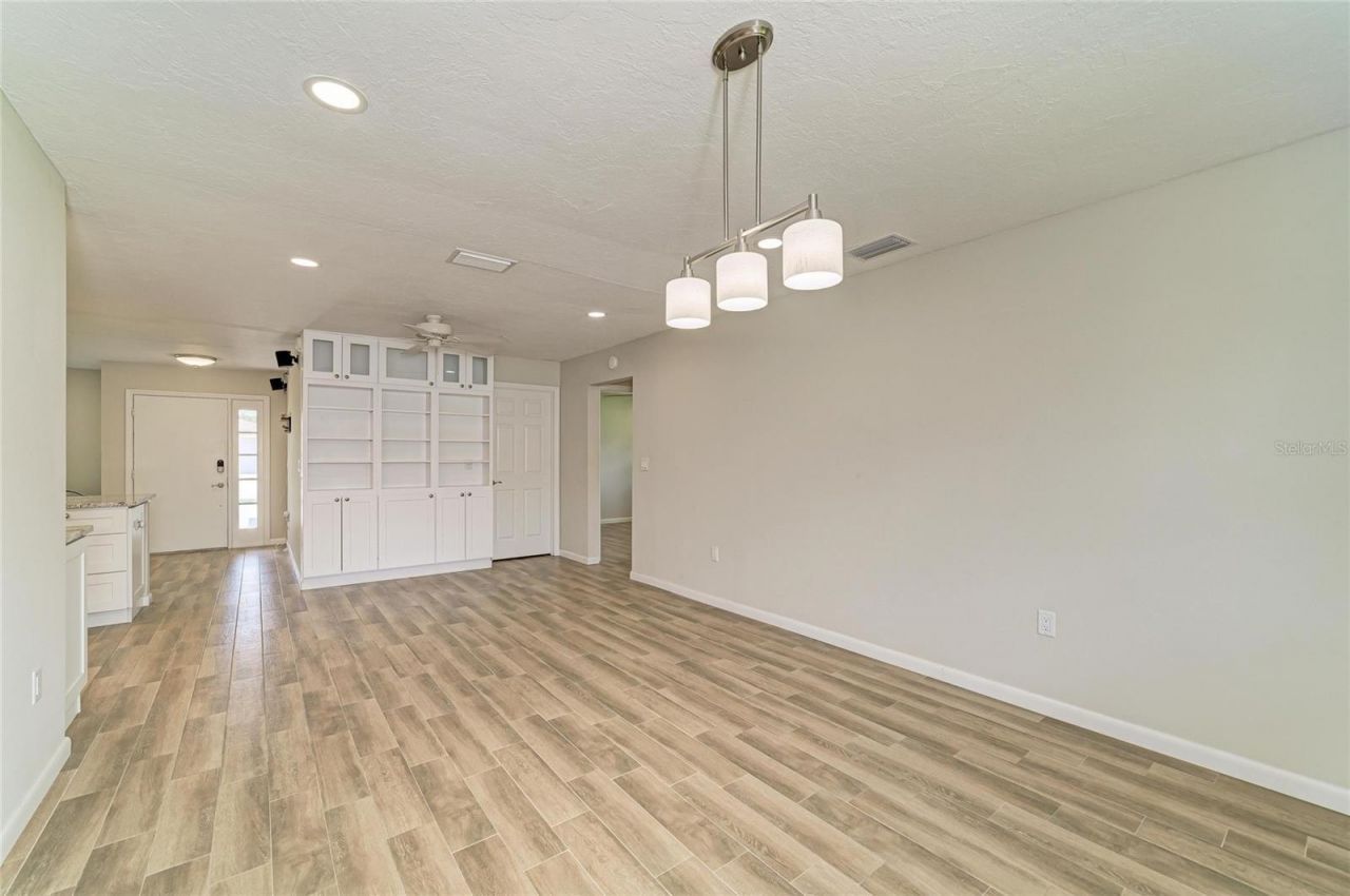 2011 37th Street W, Bradenton, FL 34205 Photo