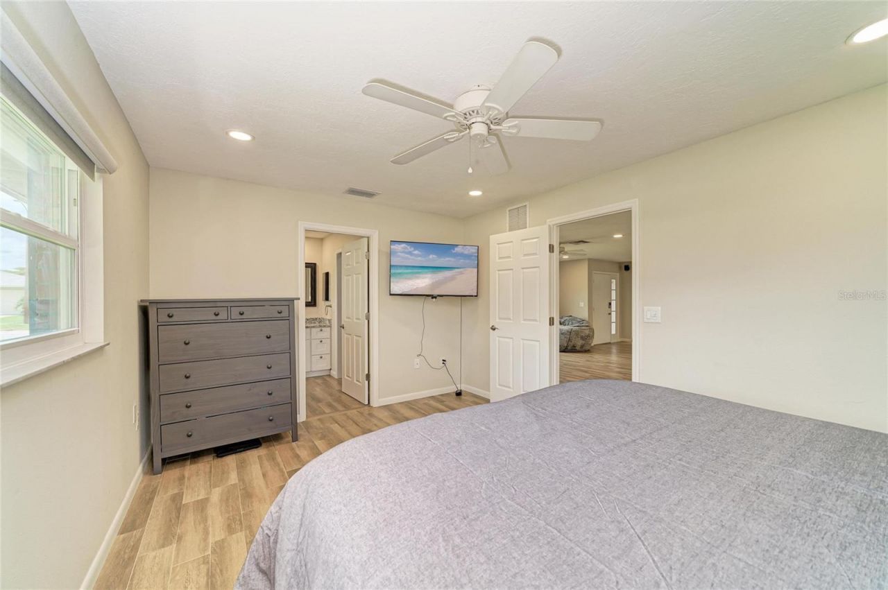 2011 37th Street W, Bradenton, FL 34205 Photo