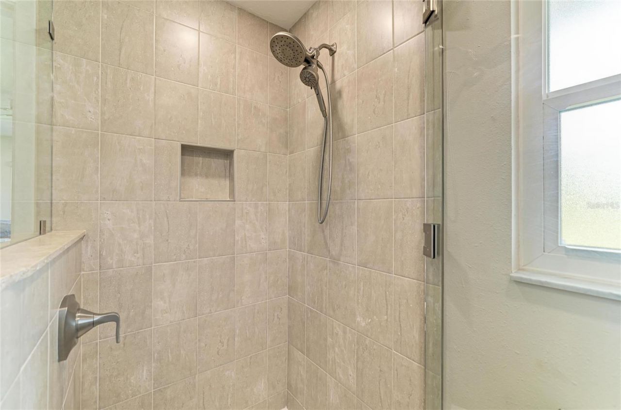 2011 37th Street W, Bradenton, FL 34205 Photo