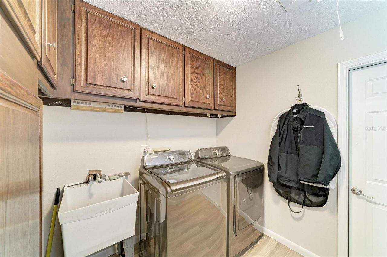 2011 37th Street W, Bradenton, FL 34205 Photo