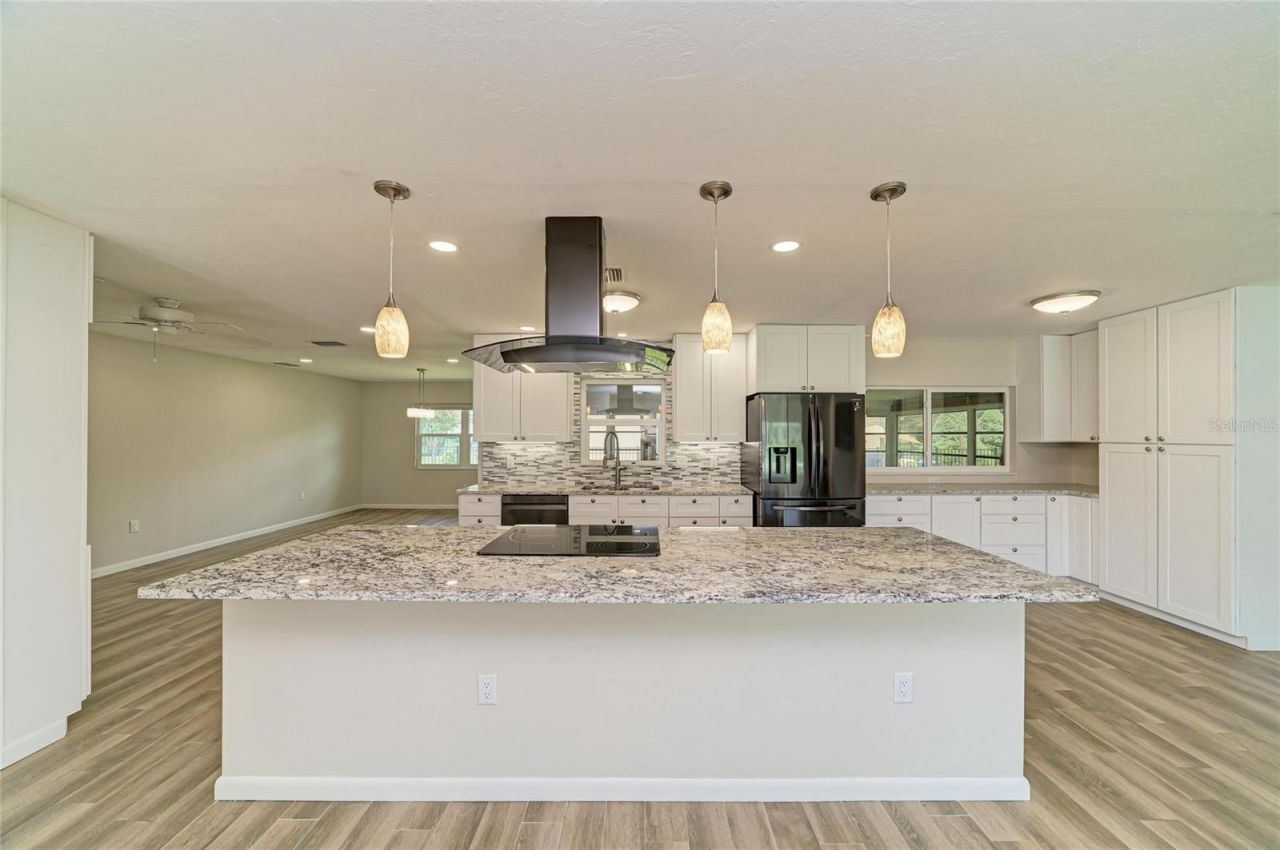 2011 37th Street W, Bradenton, FL 34205 Photo