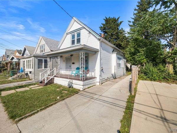 15 Cambridge Avenue , Buffalo, NY 14215