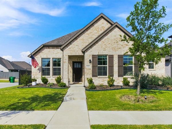 3530 Burdock Lane, Venus, TX 76084