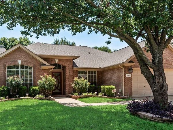 2311 Forest Park Circle, Mansfield, TX 76063