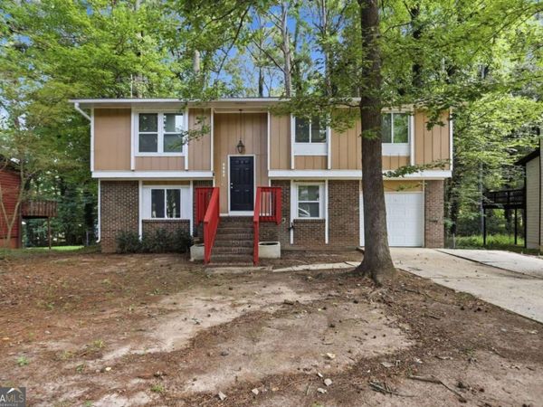 8862 Raven Drive, Jonesboro, GA 30238