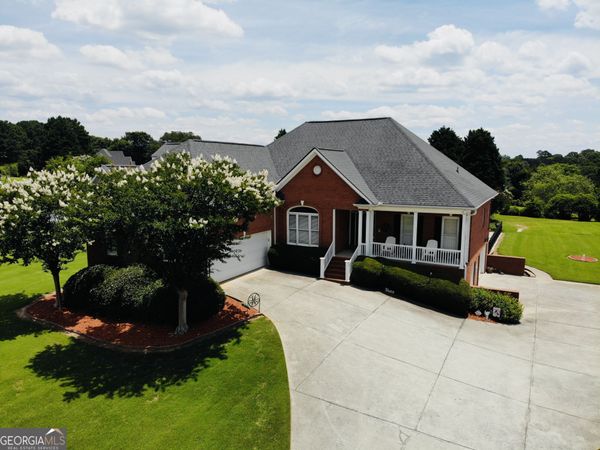 2909 N Sharon Church Road, Loganville, GA 30052