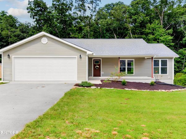 174 Grove Loop , Crossville, TN 38555