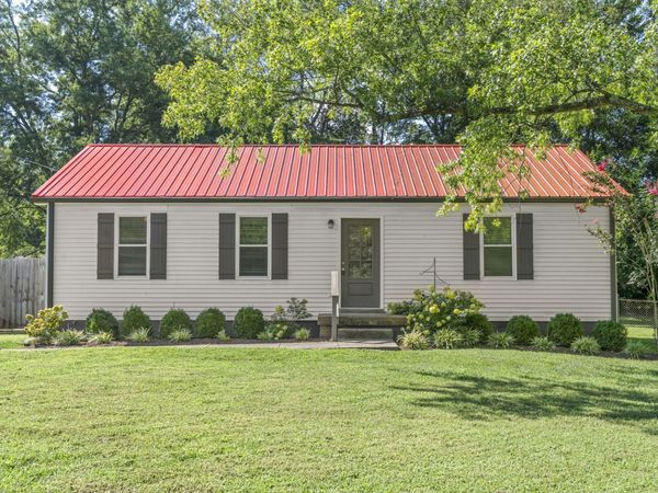 6541 Kari Dr , Murfreesboro, TN 37129