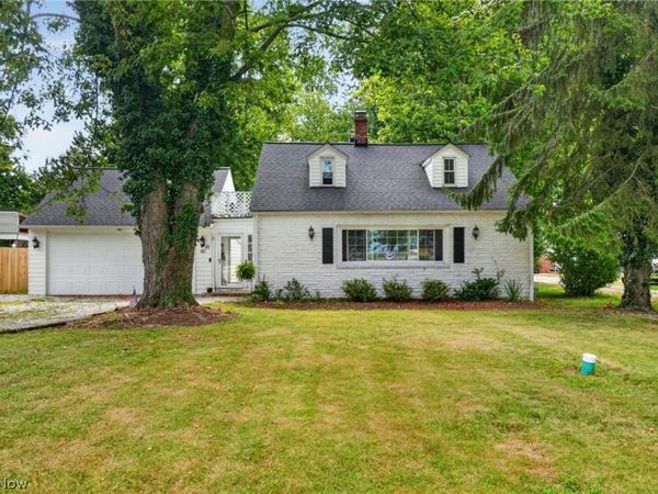 16 E Shore Boulevard , Eastlake, OH 44095