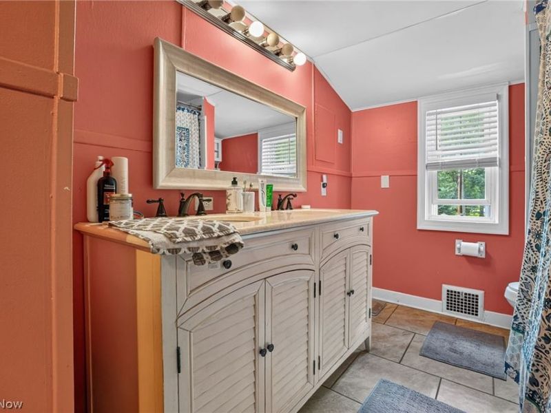 16 E Shore Boulevard , Eastlake, OH 44095 Photo 36