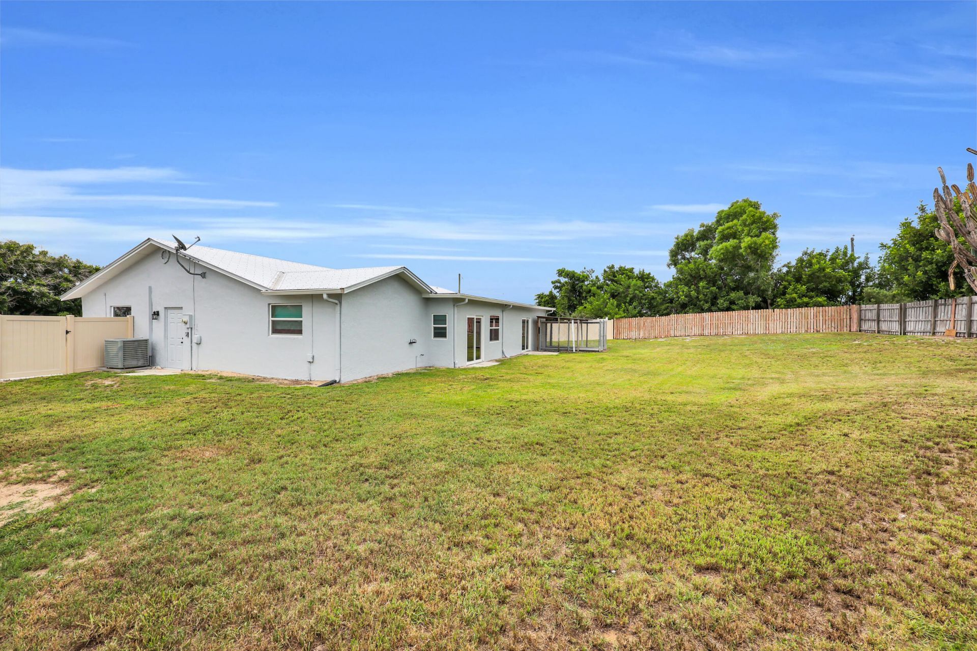 2306 NE 19th Court, Jensen Beach, FL 34957 Photo