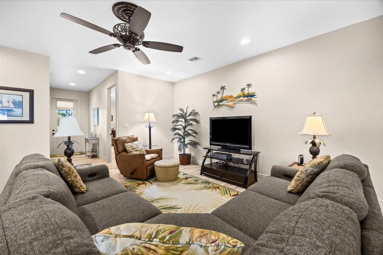 5103 Echo Pines Circle E, Fort Pierce, FL 34951 Photo