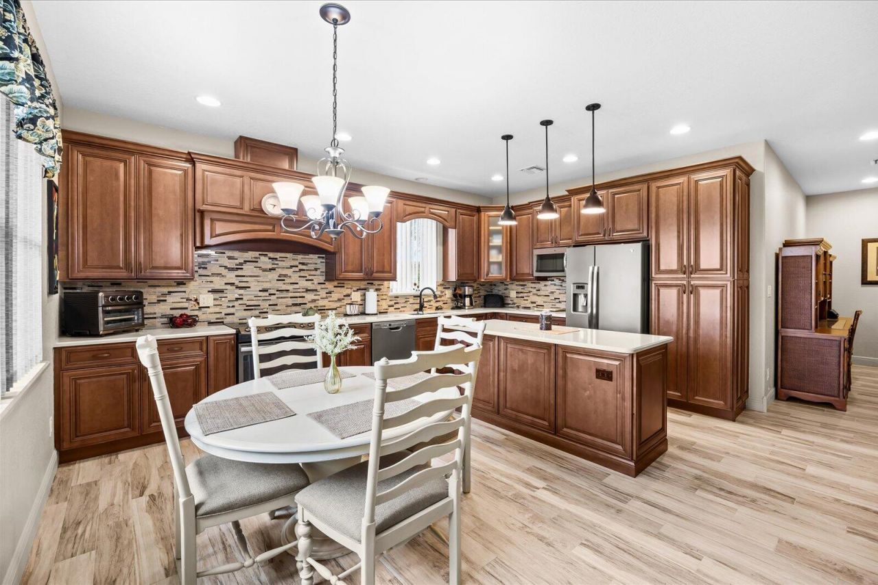 5103 Echo Pines Circle E, Fort Pierce, FL 34951 Photo