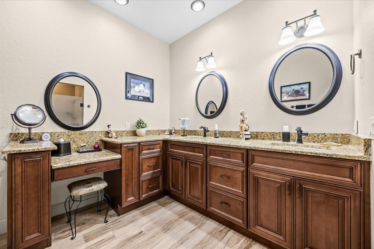 5103 Echo Pines Circle E, Fort Pierce, FL 34951 Photo