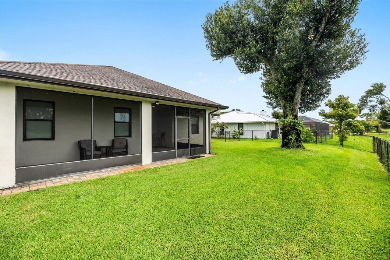 5103 Echo Pines Circle E, Fort Pierce, FL 34951 Photo