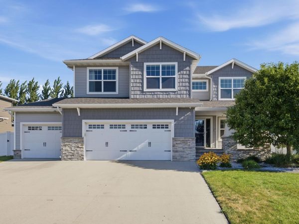 3981 47th Avenue S, Fargo, ND 58104