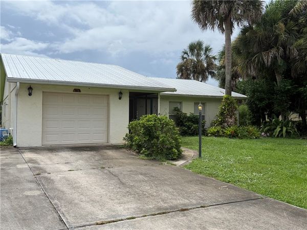 717 Wentworth Street, Sebastian, FL 32958