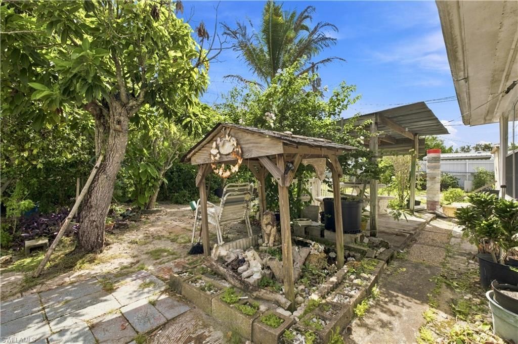 803 Perry Ave, Lehigh Acres, FL 33936 Photo