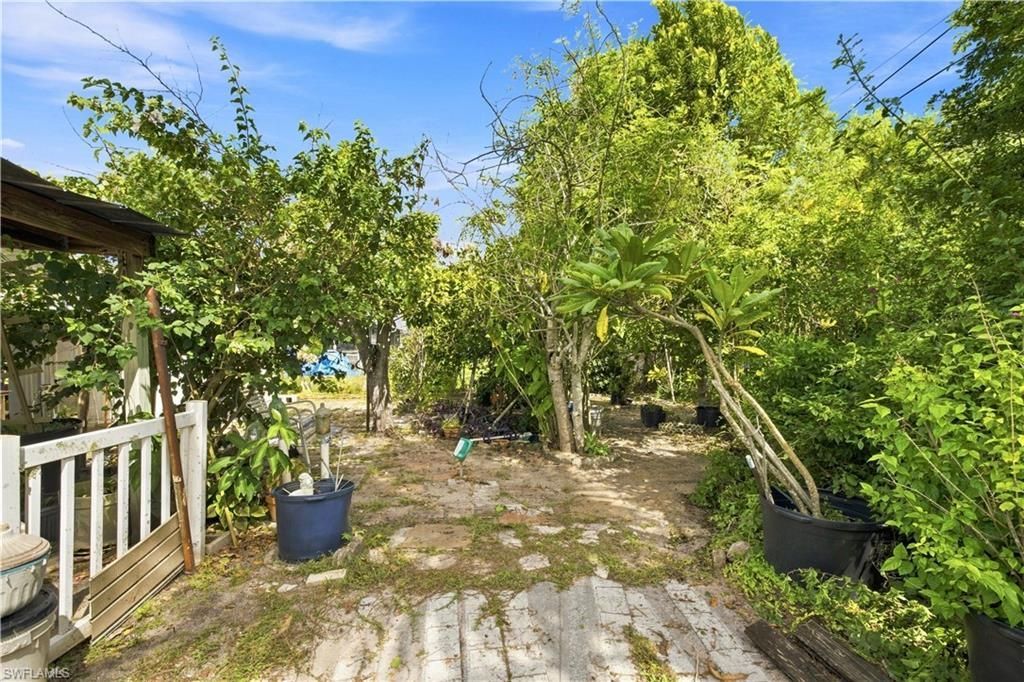 803 Perry Ave, Lehigh Acres, FL 33936 Photo