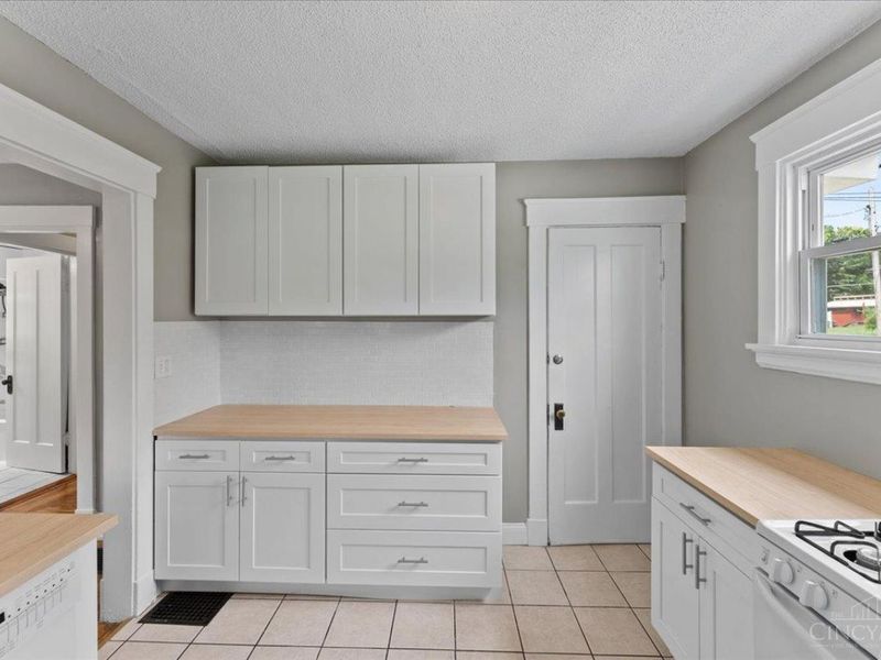 6820 Alpine Avenue, Silverton, OH 45236 Photo 9