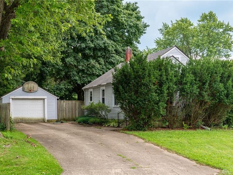 64 W Mill Street, Clayton, OH 45315 Photo 3