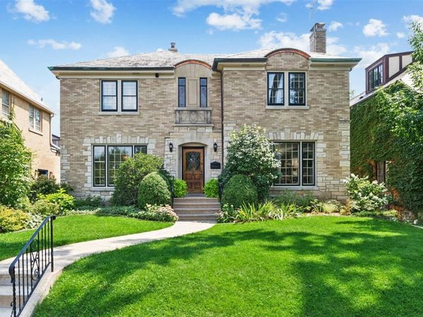 1204 Fair Oaks Avenue, Oak Park, IL 60302
