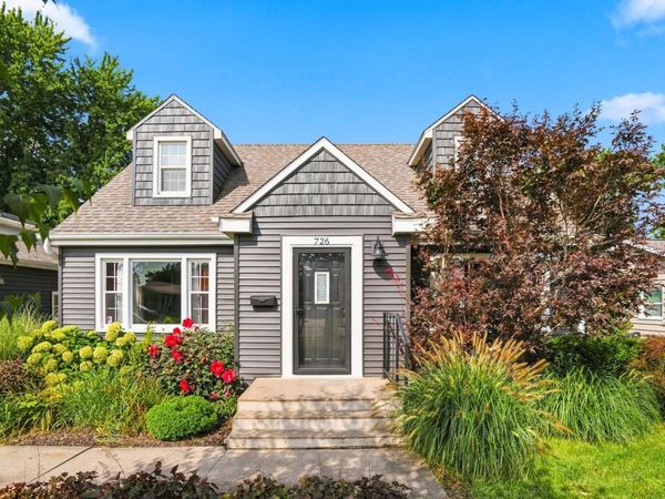726 N 13th Street , Clinton, IA 52732