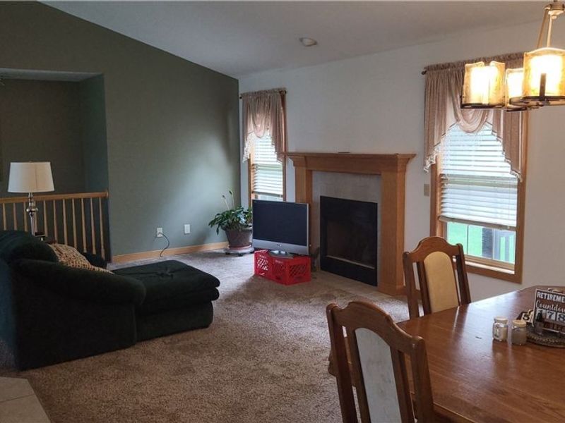 1121 Aubrey Circle , Louisville, OH 44641 Photo 5