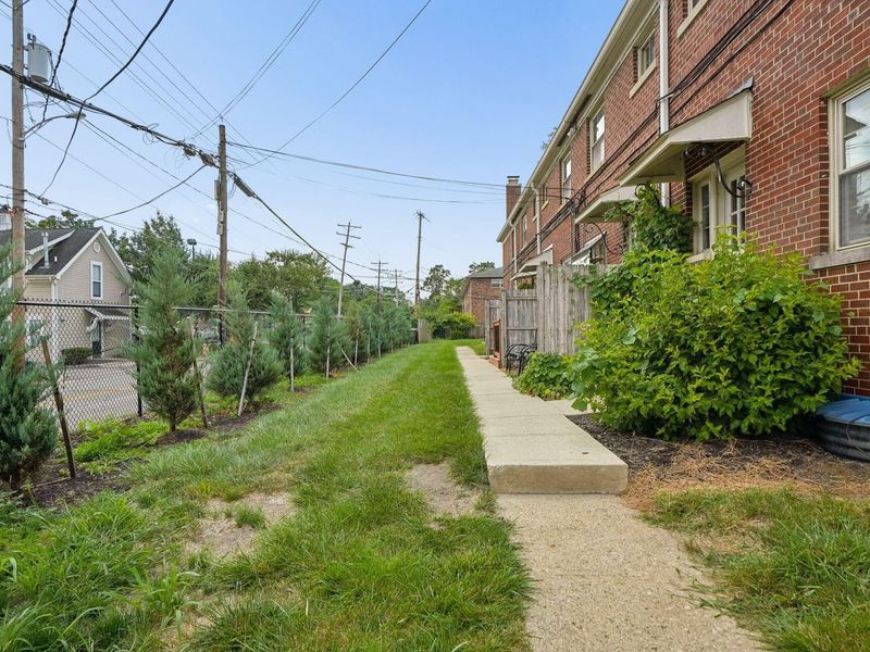 1775 Northwest Court , Unit E/109, Columbus, OH 43212 Photo 32