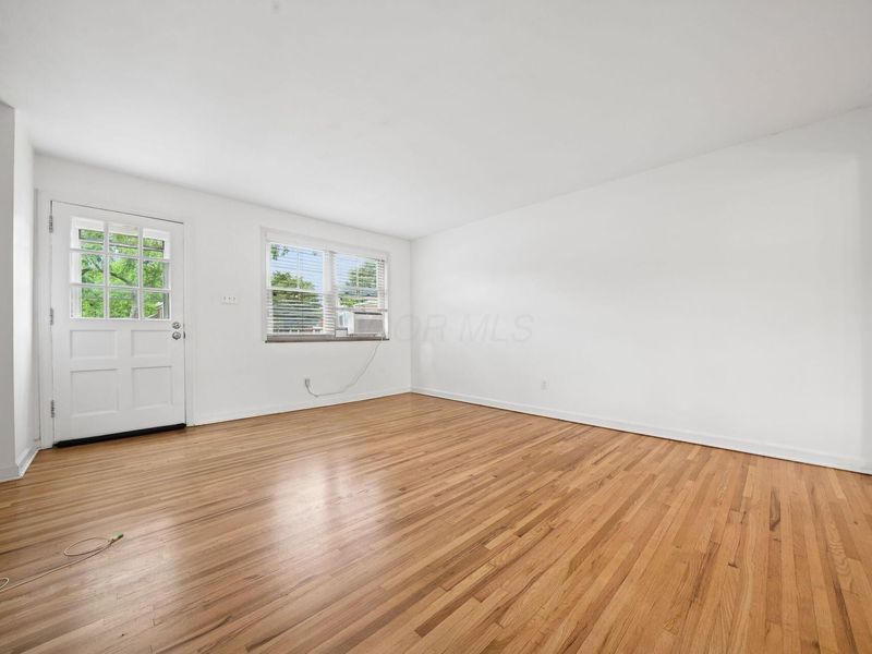 1775 Northwest Court , Unit E/109, Columbus, OH 43212 Photo 9