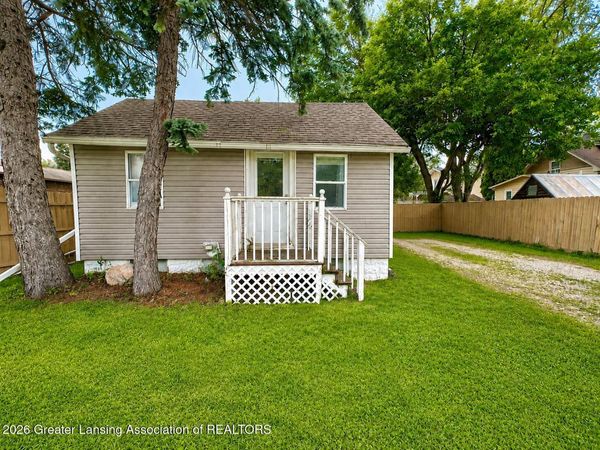 304 S Whittemore Street, St. Johns, MI 48879