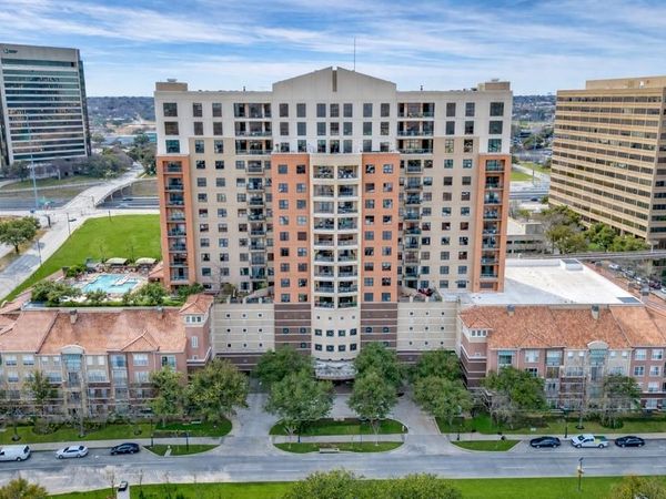 330 Las Colinas Boulevard E, Unit 1420, Irving, TX 75039