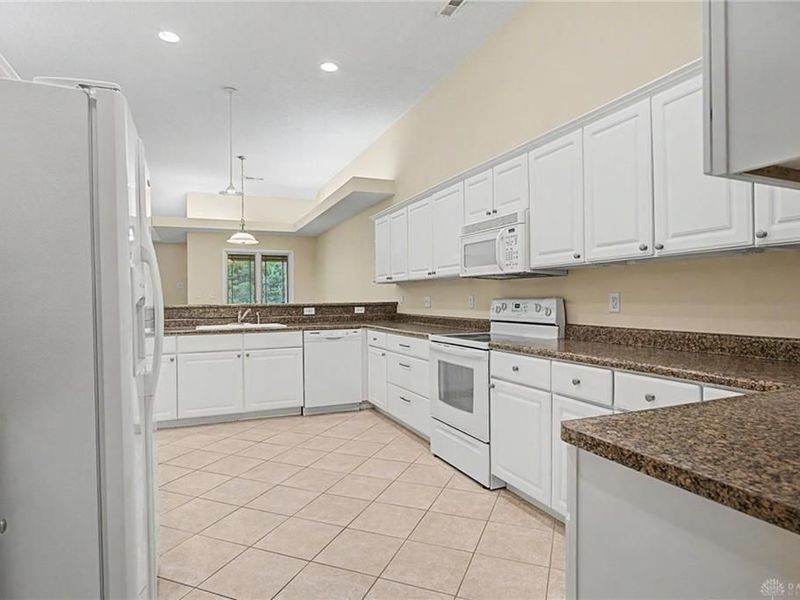 4688 Elysian Way, Unit A, Huber Heights, OH 45424 Photo 13