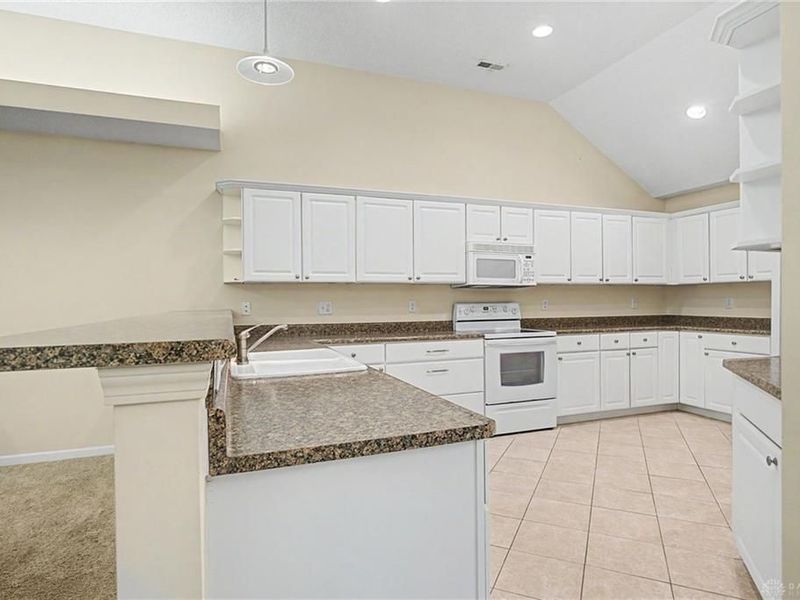4688 Elysian Way, Unit A, Huber Heights, OH 45424 Photo 9