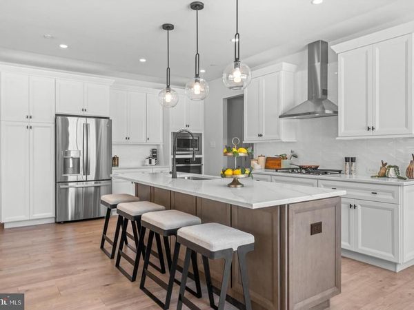 11 TULLOW HILL DRIVE , KENNETT SQUARE, PA 19348