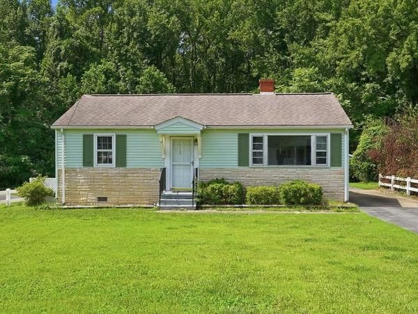 145 CARVER STREET, MONTROSS, VA 22520
