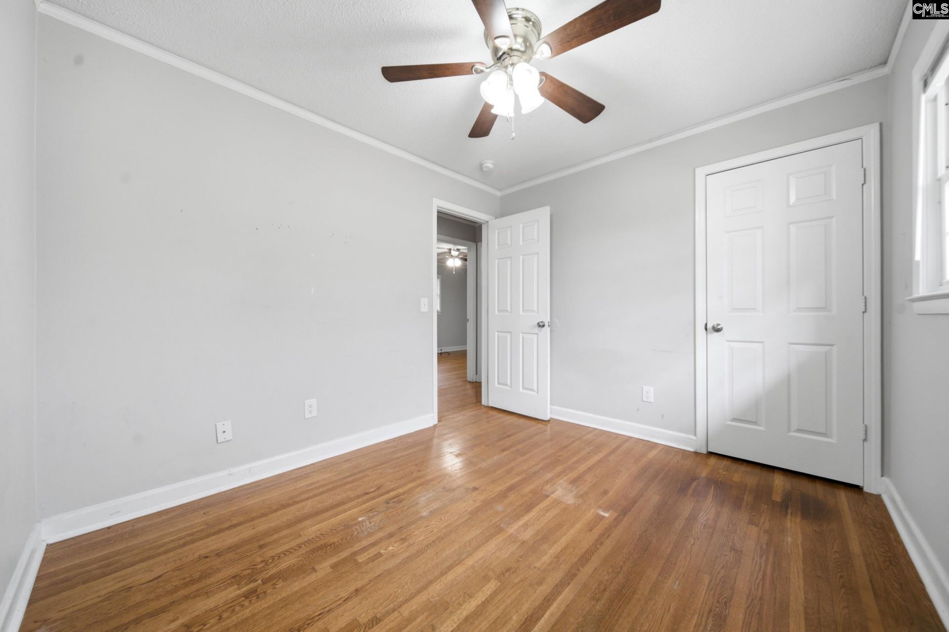 220 Westgate Drive Photo 12