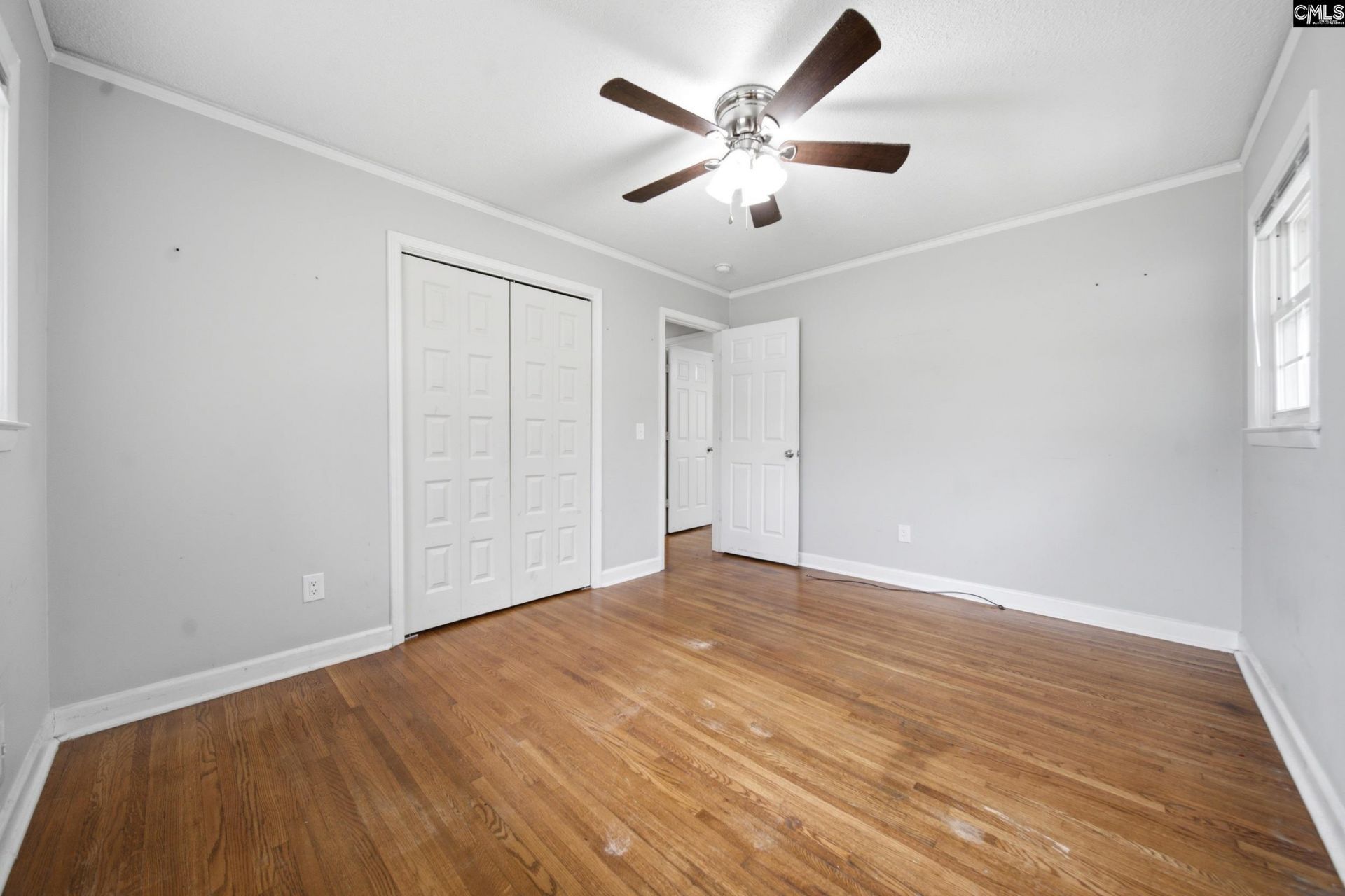 220 Westgate Drive Photo 18